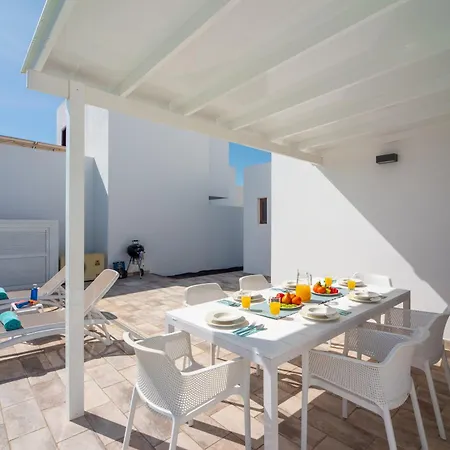 Ereza La Granja * Playa Blanca (Lanzarote)